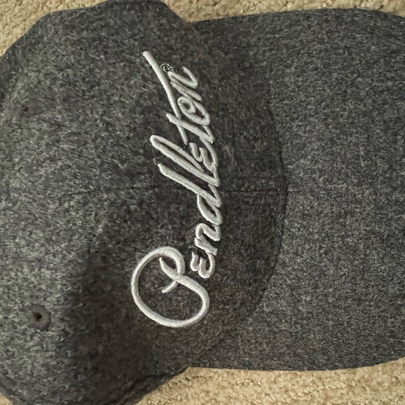 Wool Pendleton hat - Picture 2 of 3